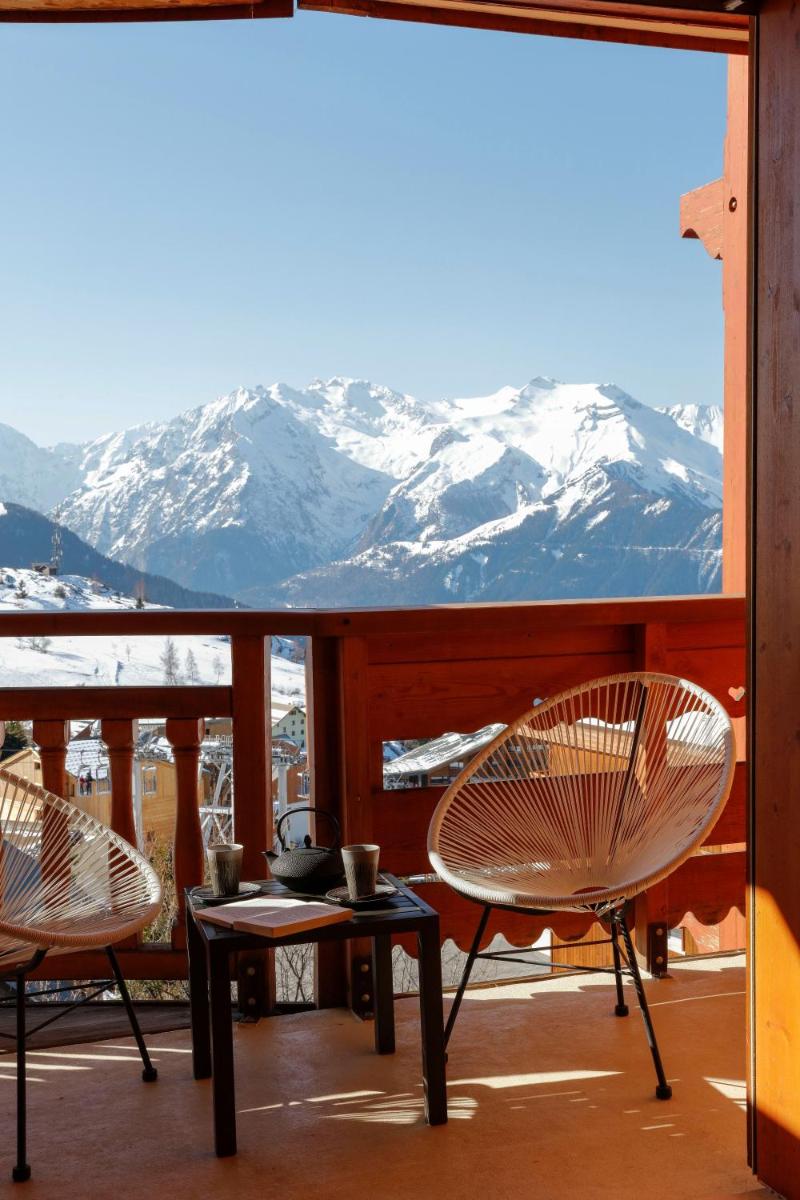 Vue générale sur la montagne ou vue sur la montagne depuis l'hôtel