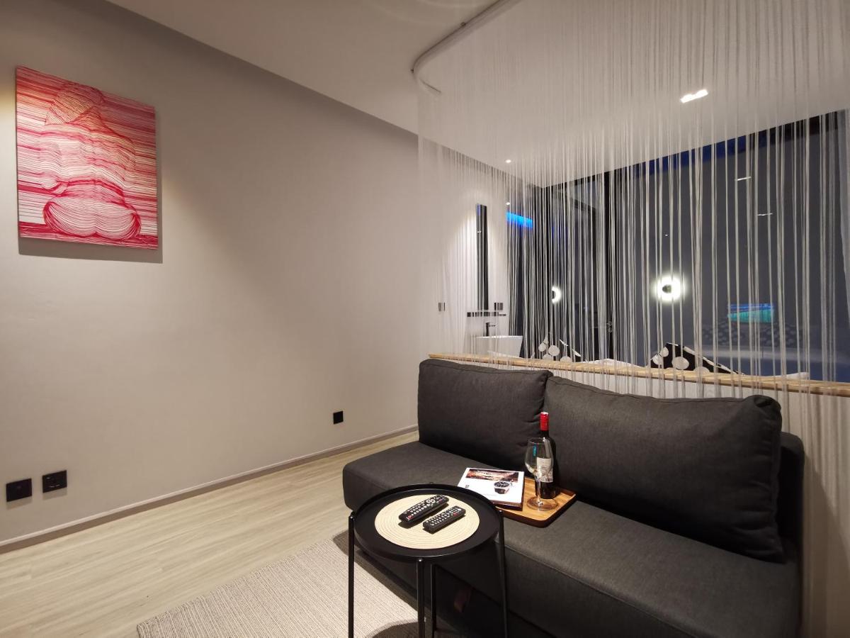 INNLUXPHUKET - Housity