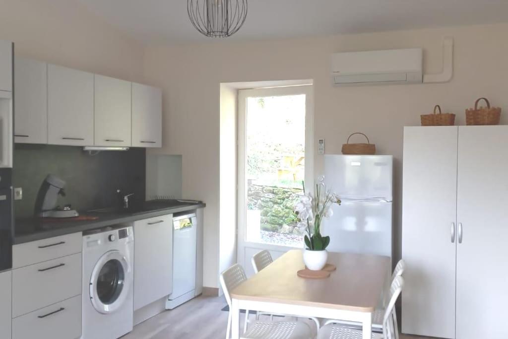 Suitetrails - Maison au calme avec jardin et parking privé