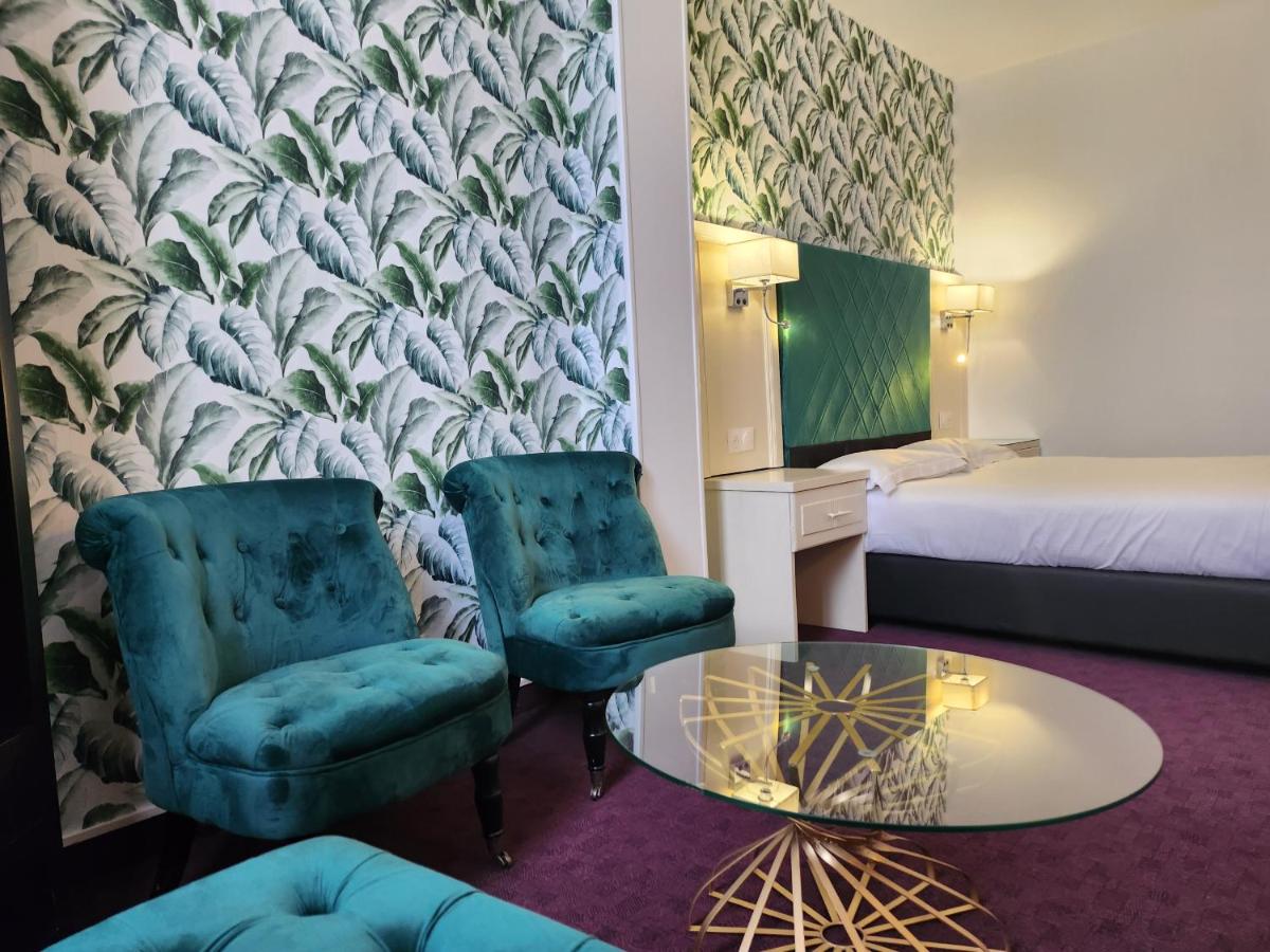 HOTEL ROYAL Paris Ivry - Housity