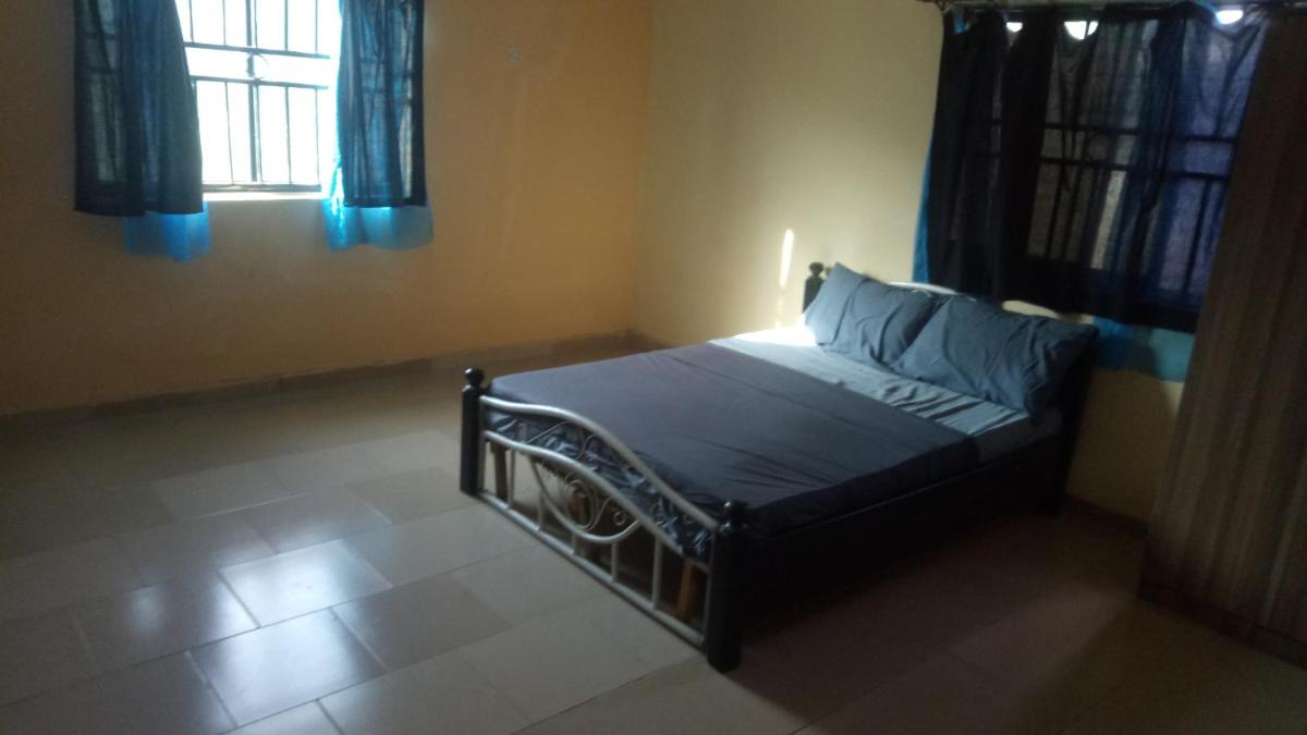 SleepPrayEatGo - Housity