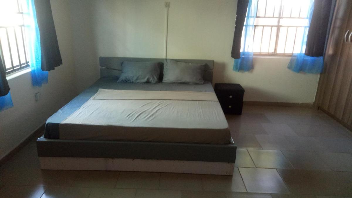 SleepPrayEatGo - Housity