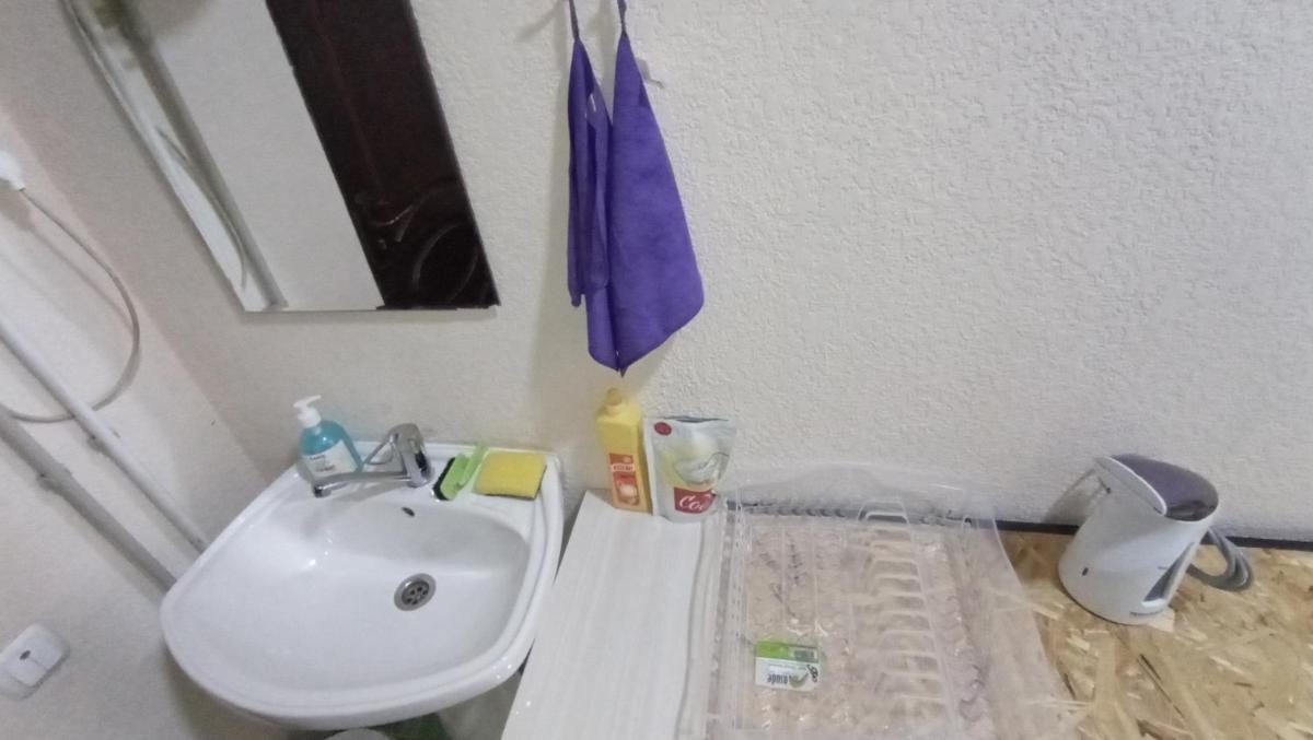 KGB Lake Hostel - Housity