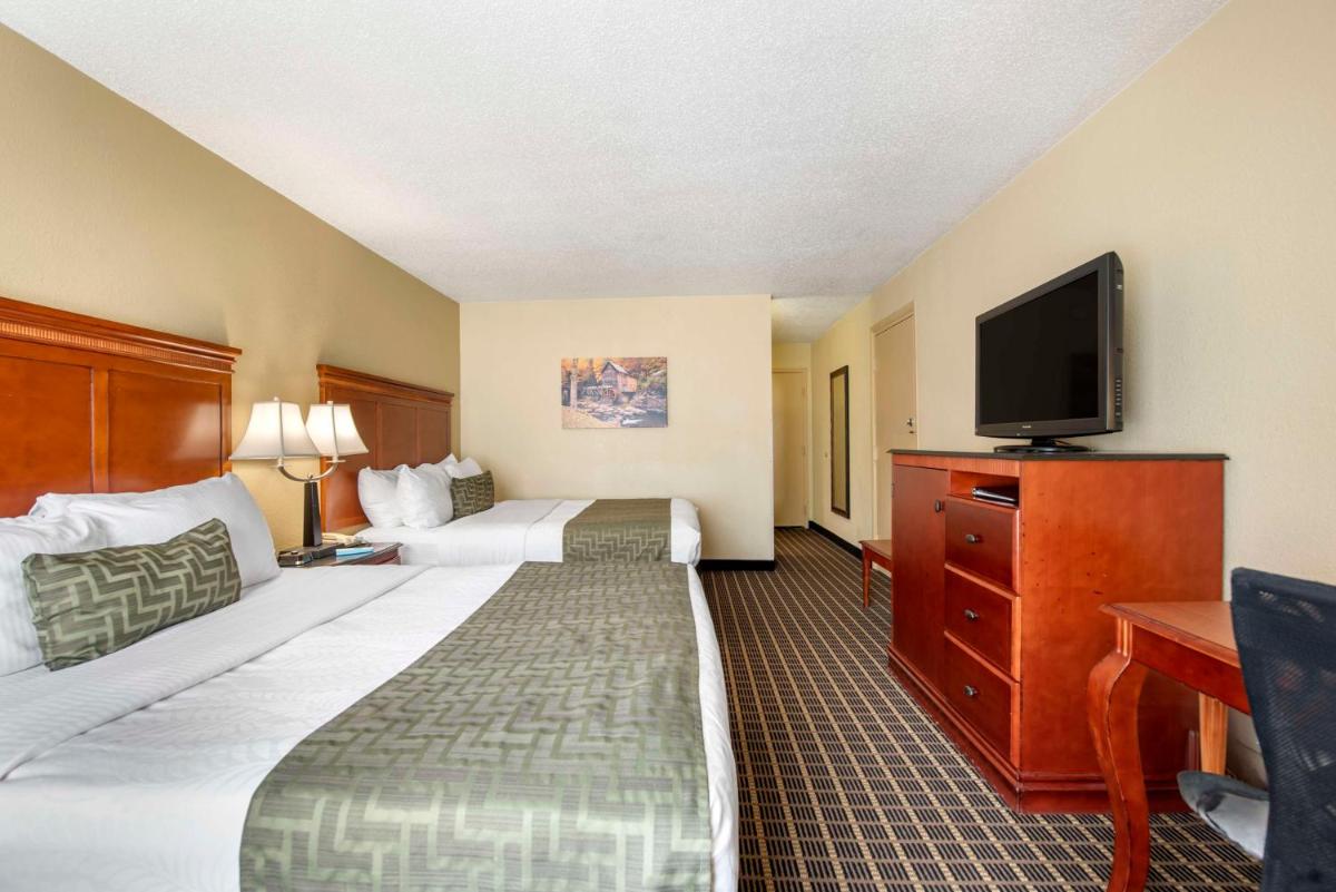 Best Western Plus Bridgeport Inn - Hizvo