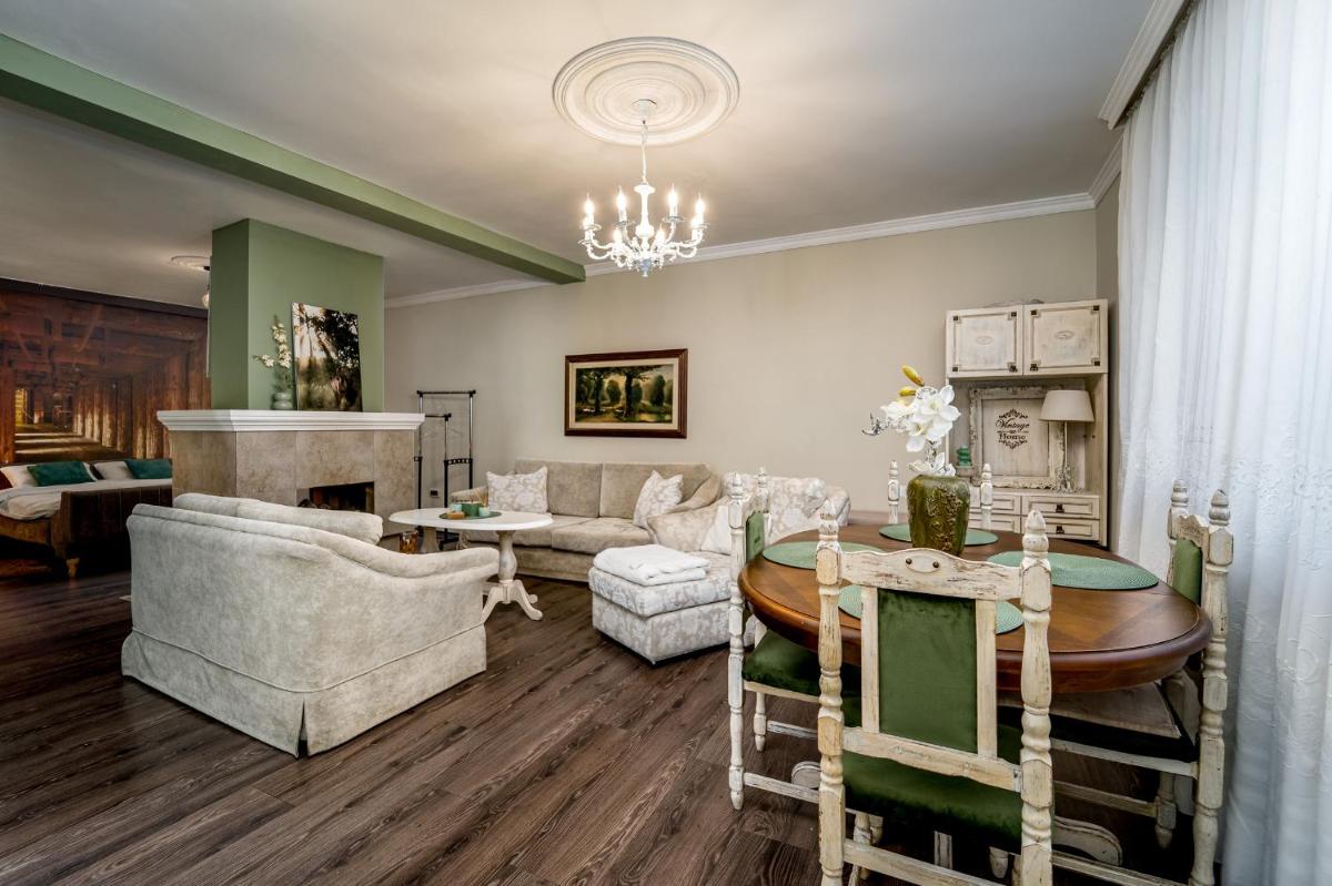 French House - Housity
