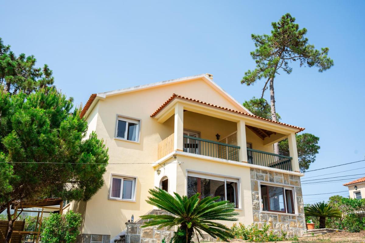 Moby Dick Lodge Colares - Housity
