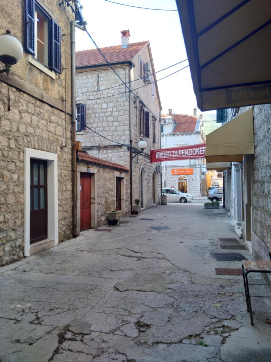 Apartman Perper - Housity