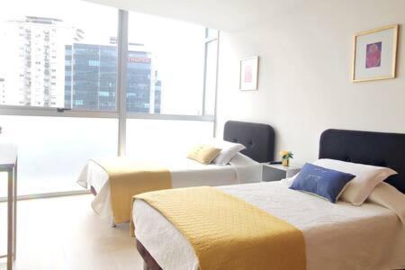 Aurora MaiaHome-2BD Amazing view in Polanco -Pool Gym SPA - Housity