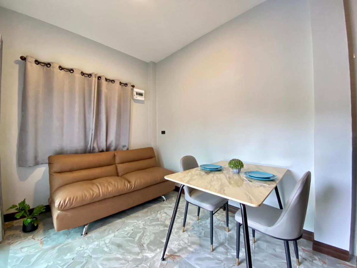 Blue Aura Pool Villa - Housity