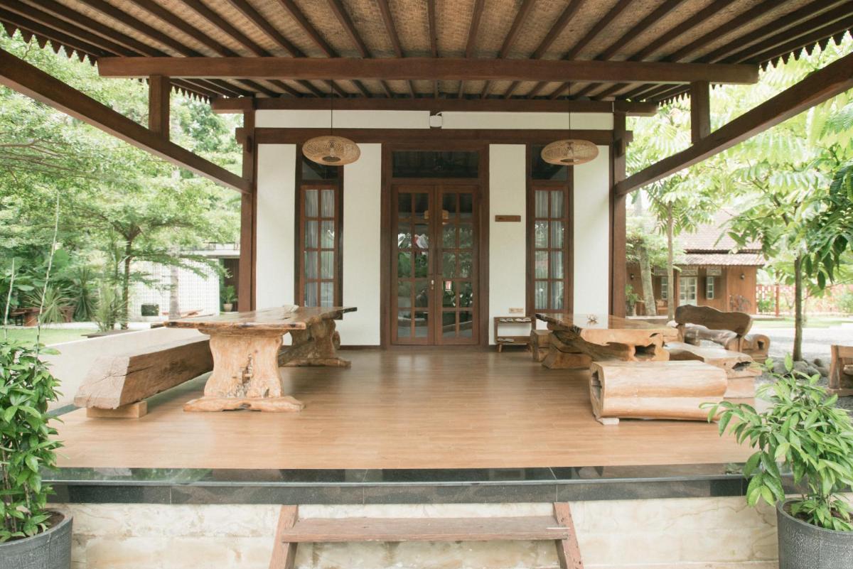 Suitetrails - LAYANA FARMSTAY