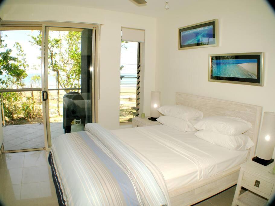 Beach House Apartment No 7 - Fabulous Location - Housity
