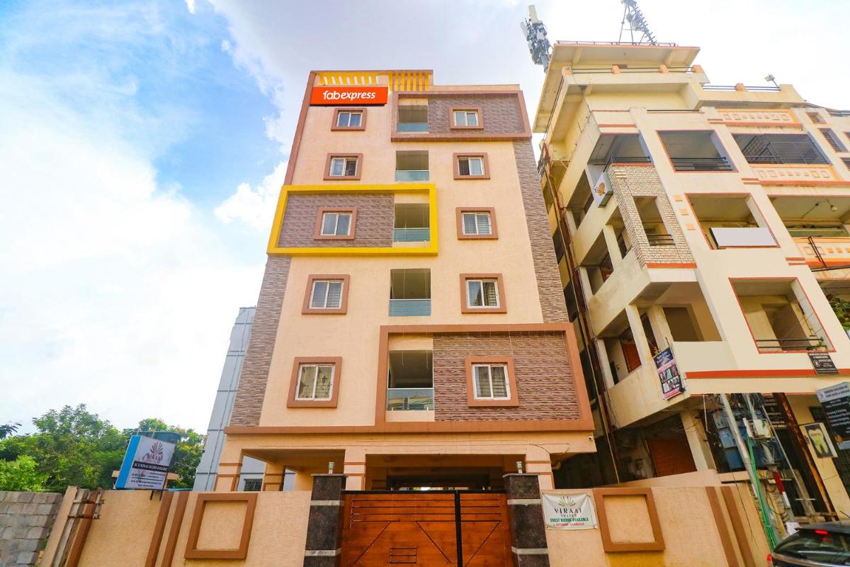 FabExpress Viraaj Suites - Housity