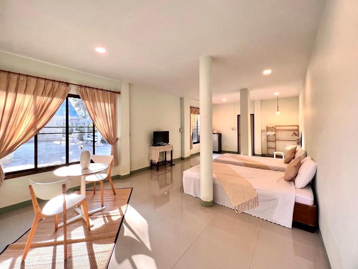 บ้านไทยไออุ่น - Housity