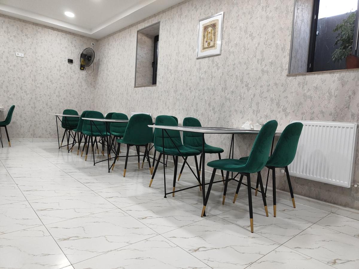 Hotel Sevinch - Housity
