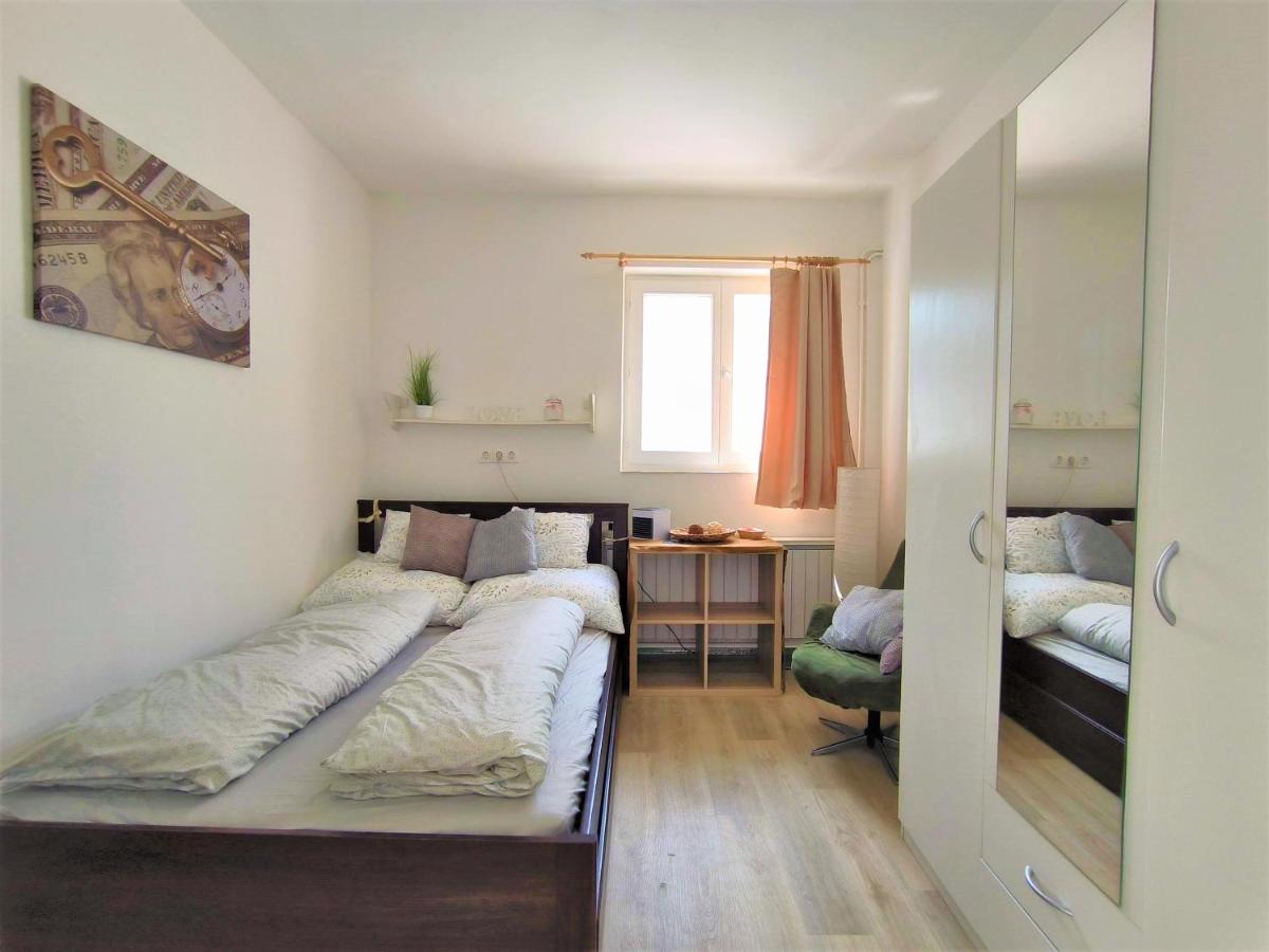 Caesar Residence - Housity