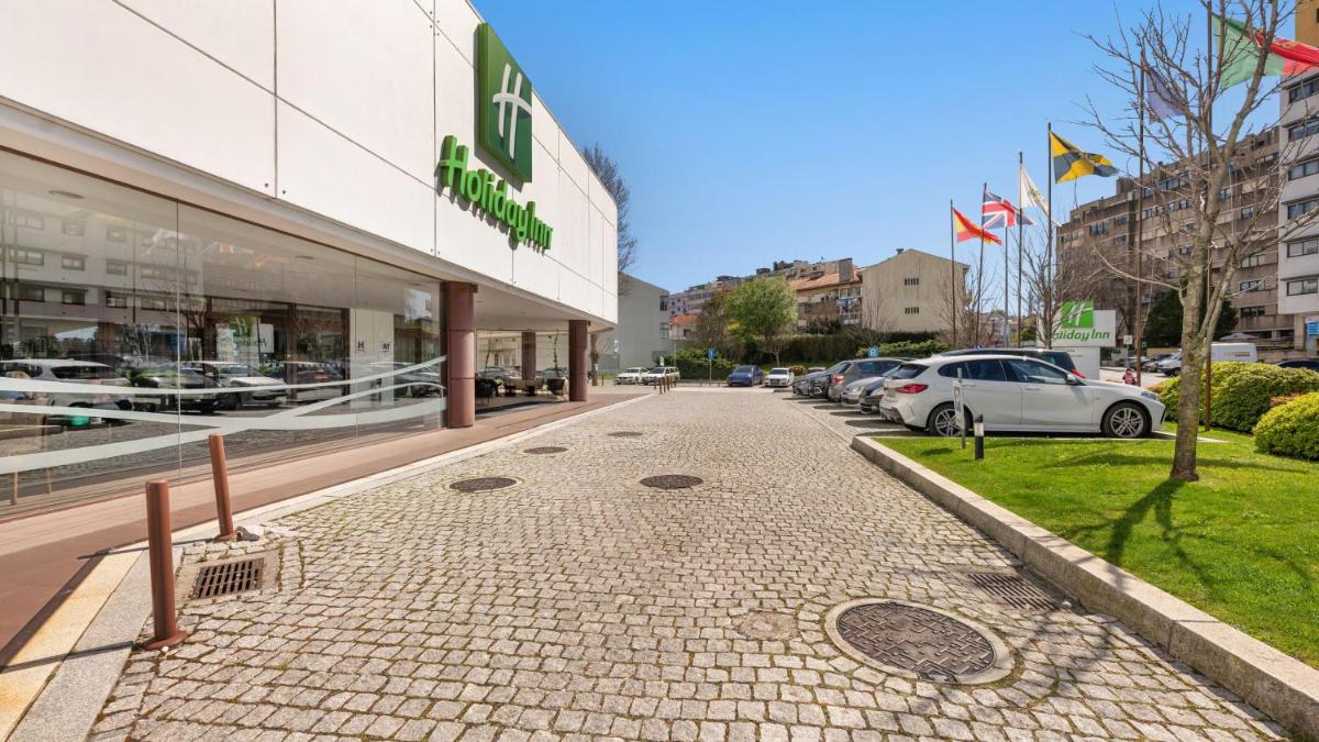 A vizinhança circundante ou próxima do hotel