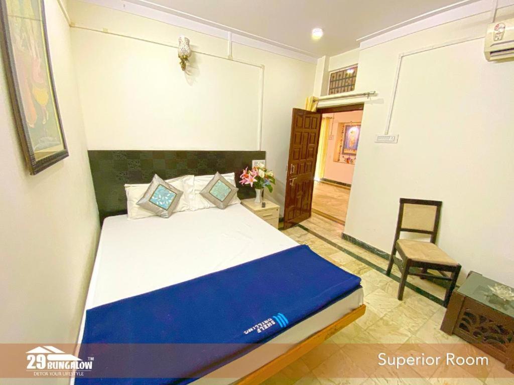 Raj Karn Heritage Rooms By 29bungalow - Housity