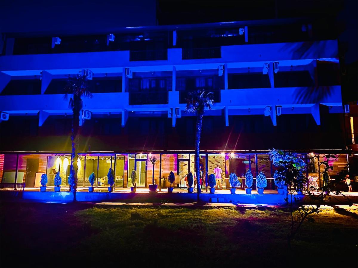 Aparthotel costa - Housity