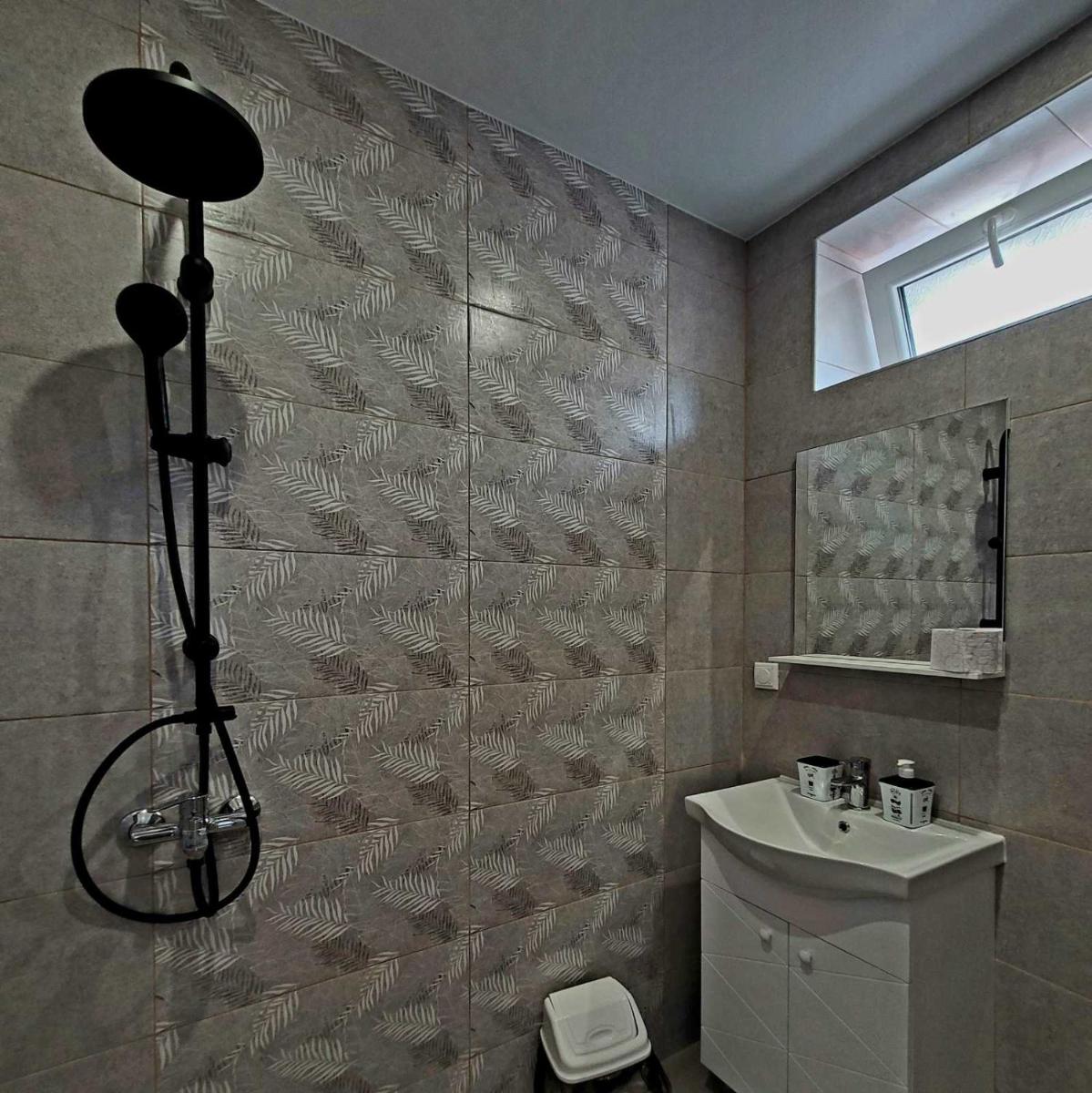 Вила Виктория - Housity