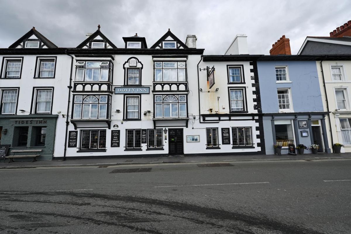 Dovey Inn - Housity