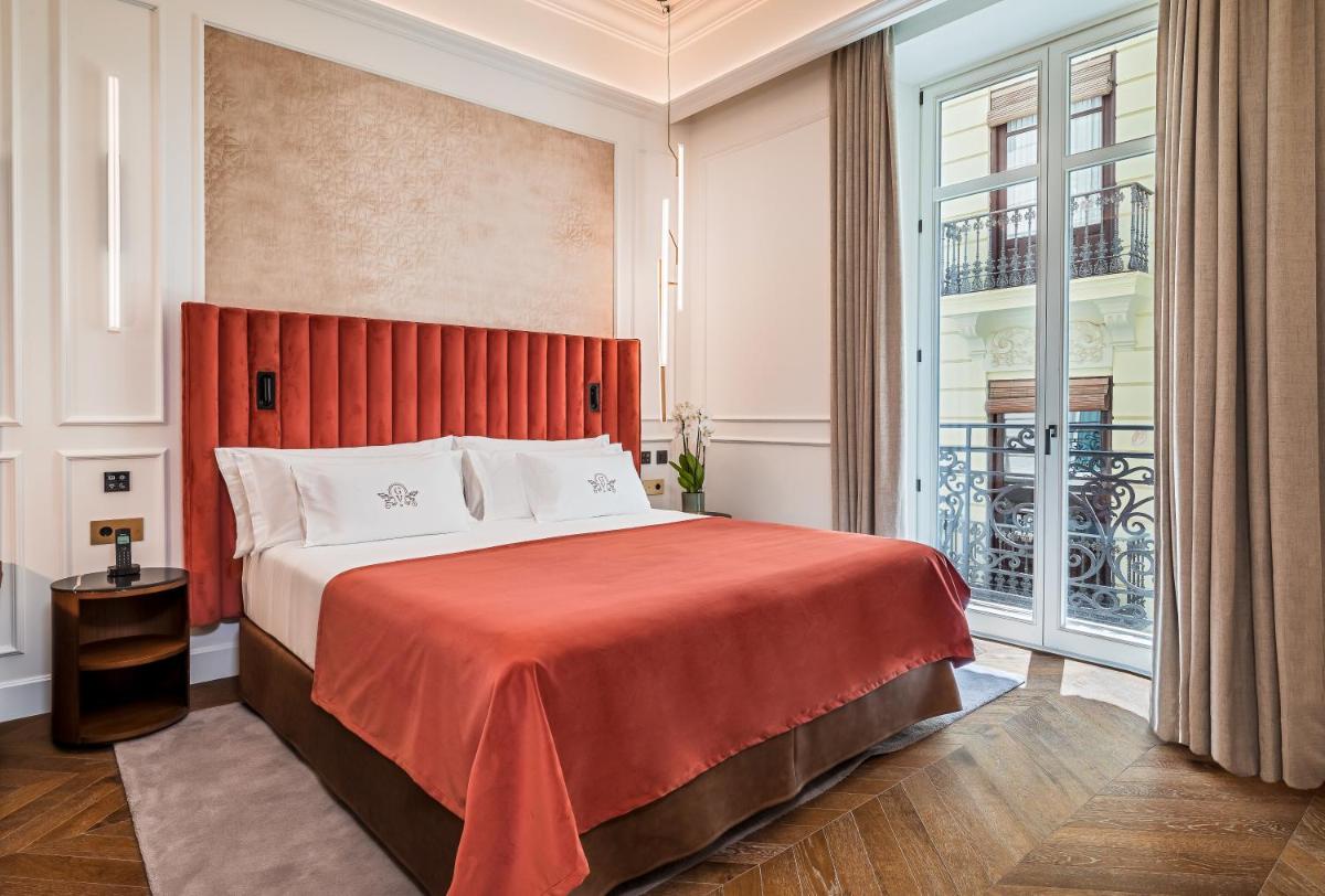 Cama o camas de una habitación en Palacio Gran Vía, a Royal Hideaway Hotel