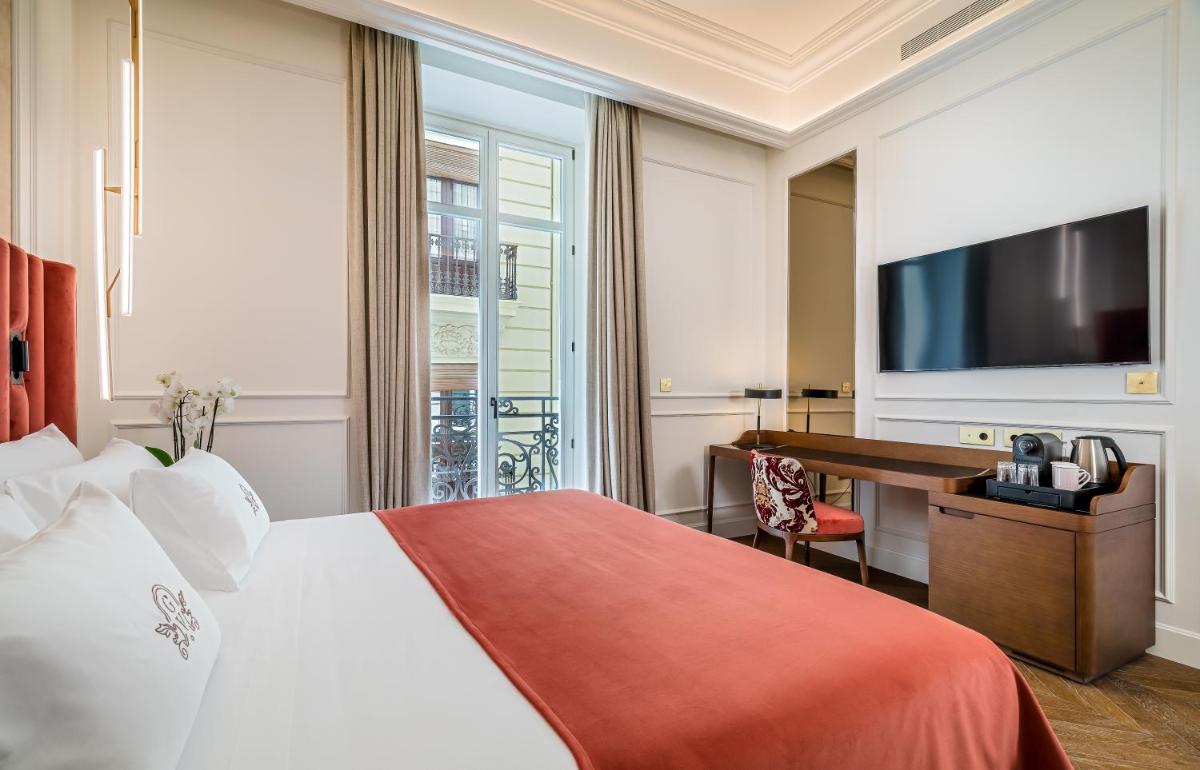 Cama o camas de una habitación en Palacio Gran Vía, a Royal Hideaway Hotel