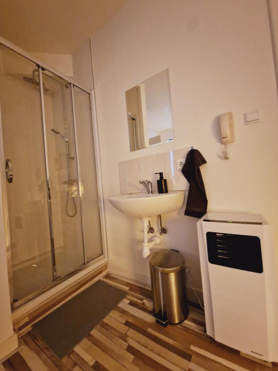 ROOM303 - Eindhoven - By T&S - Housity
