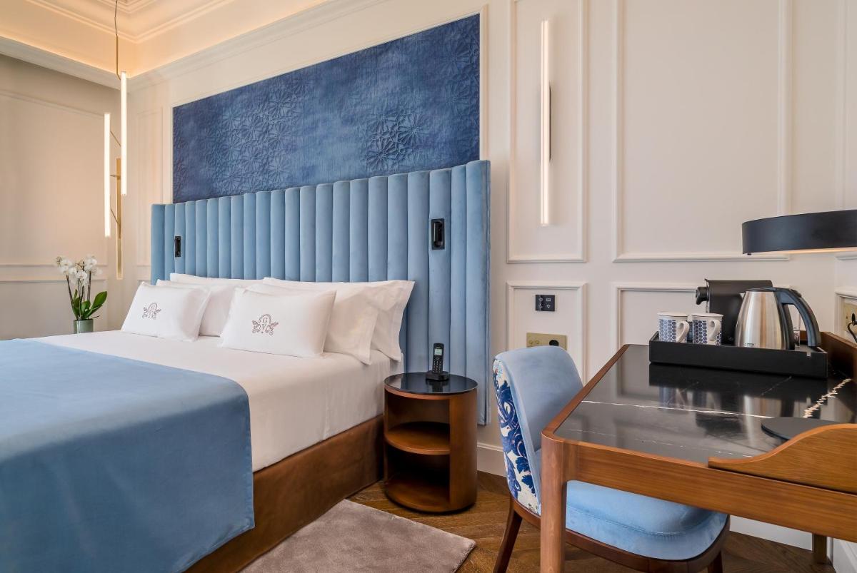 Cama o camas de una habitación en Palacio Gran Vía, a Royal Hideaway Hotel