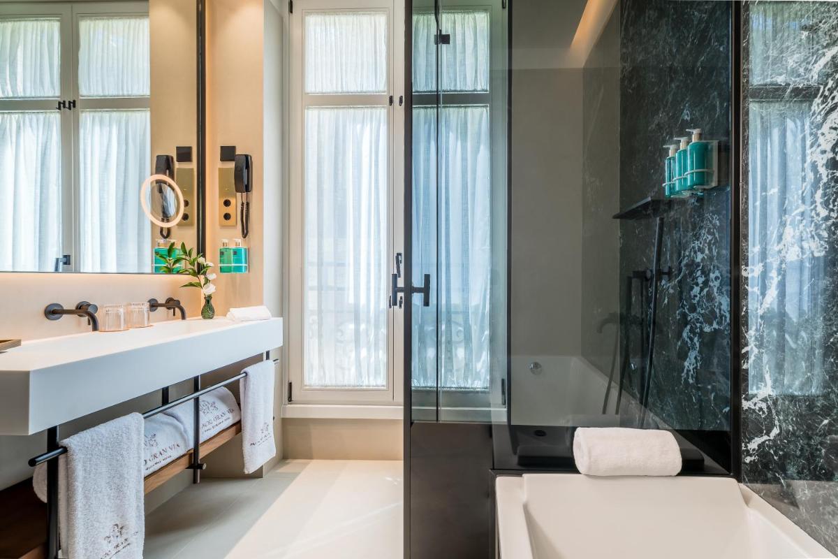Un baño de Palacio Gran Vía, a Royal Hideaway Hotel