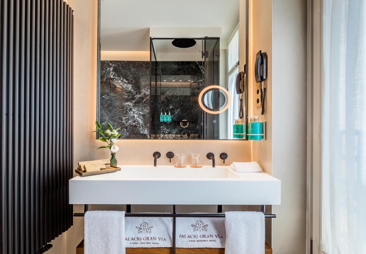Un baño de Palacio Gran Vía, a Royal Hideaway Hotel