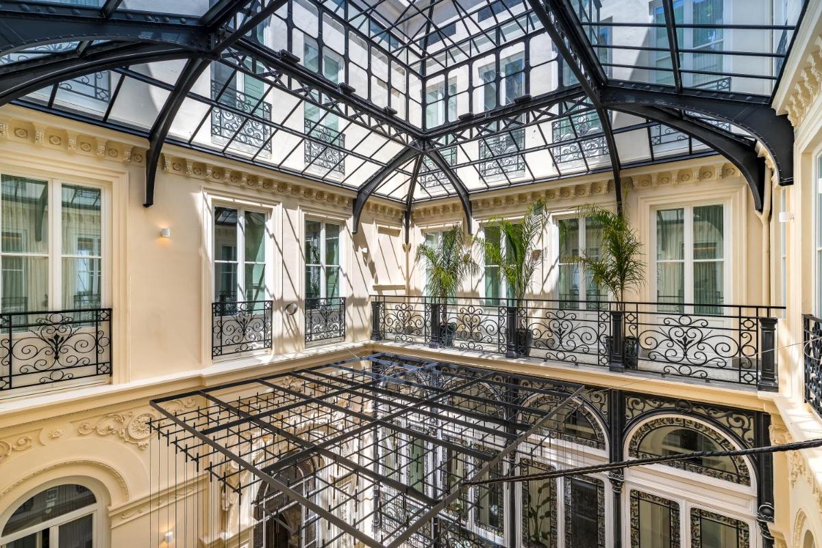 Un balcón o terraza de Palacio Gran Vía, a Royal Hideaway Hotel
