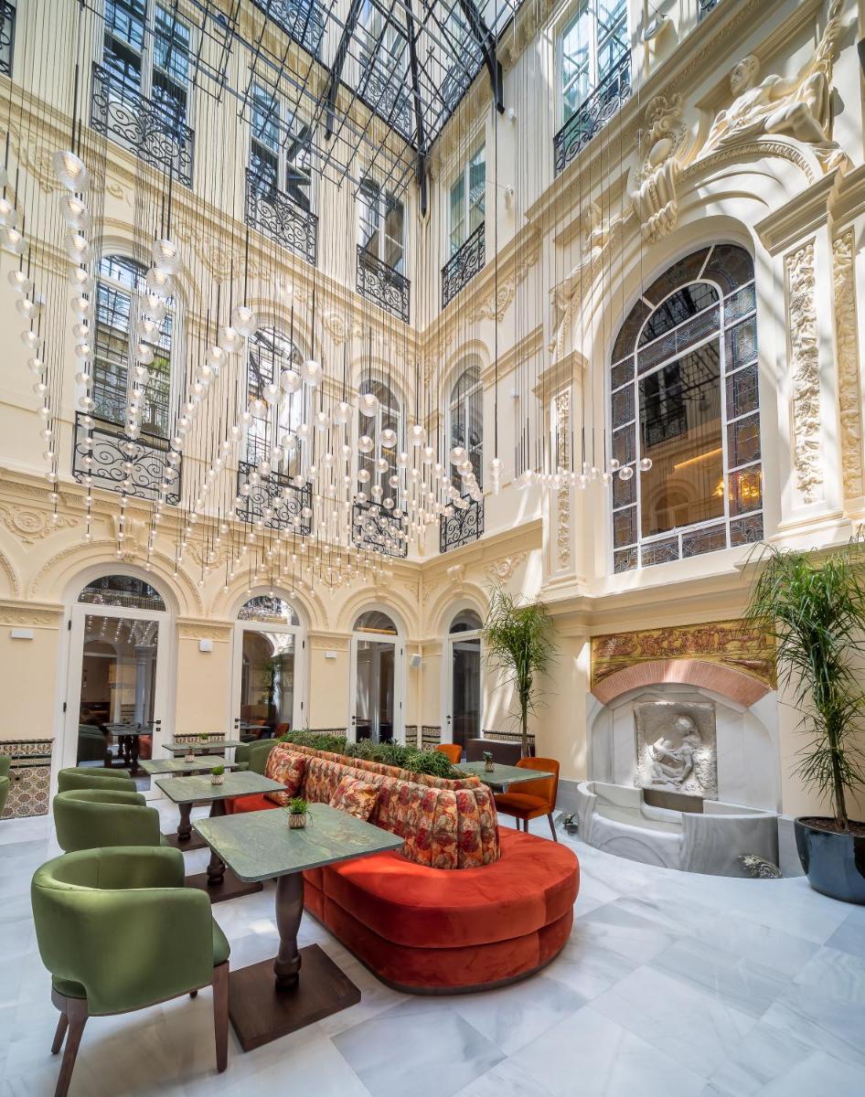 Zona de estar de Palacio Gran Vía, a Royal Hideaway Hotel