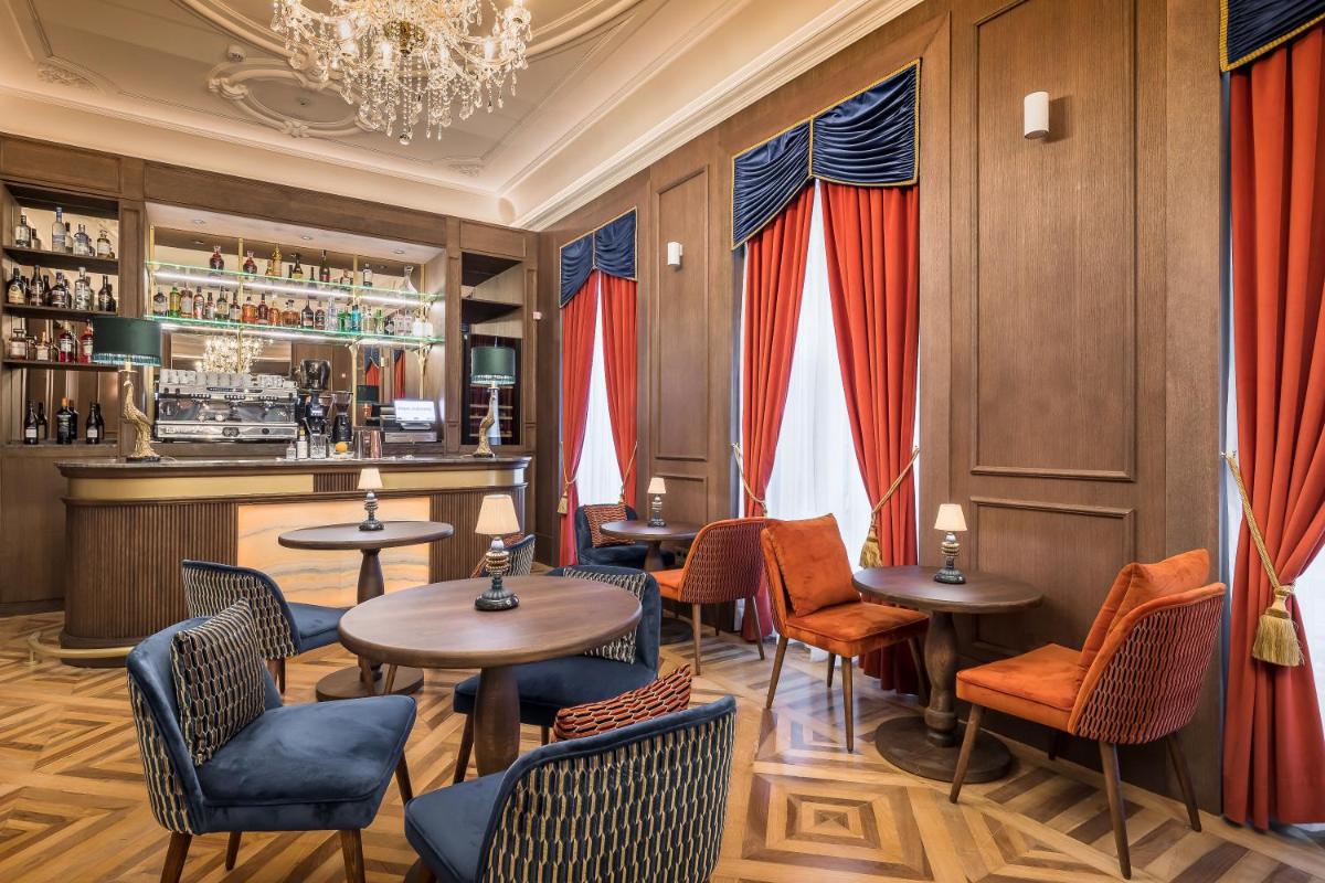 Zona de estar de Palacio Gran Vía, a Royal Hideaway Hotel