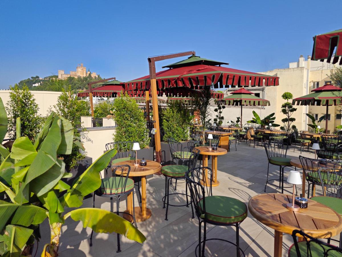 Un restaurante o sitio para comer en Palacio Gran Vía, a Royal Hideaway Hotel