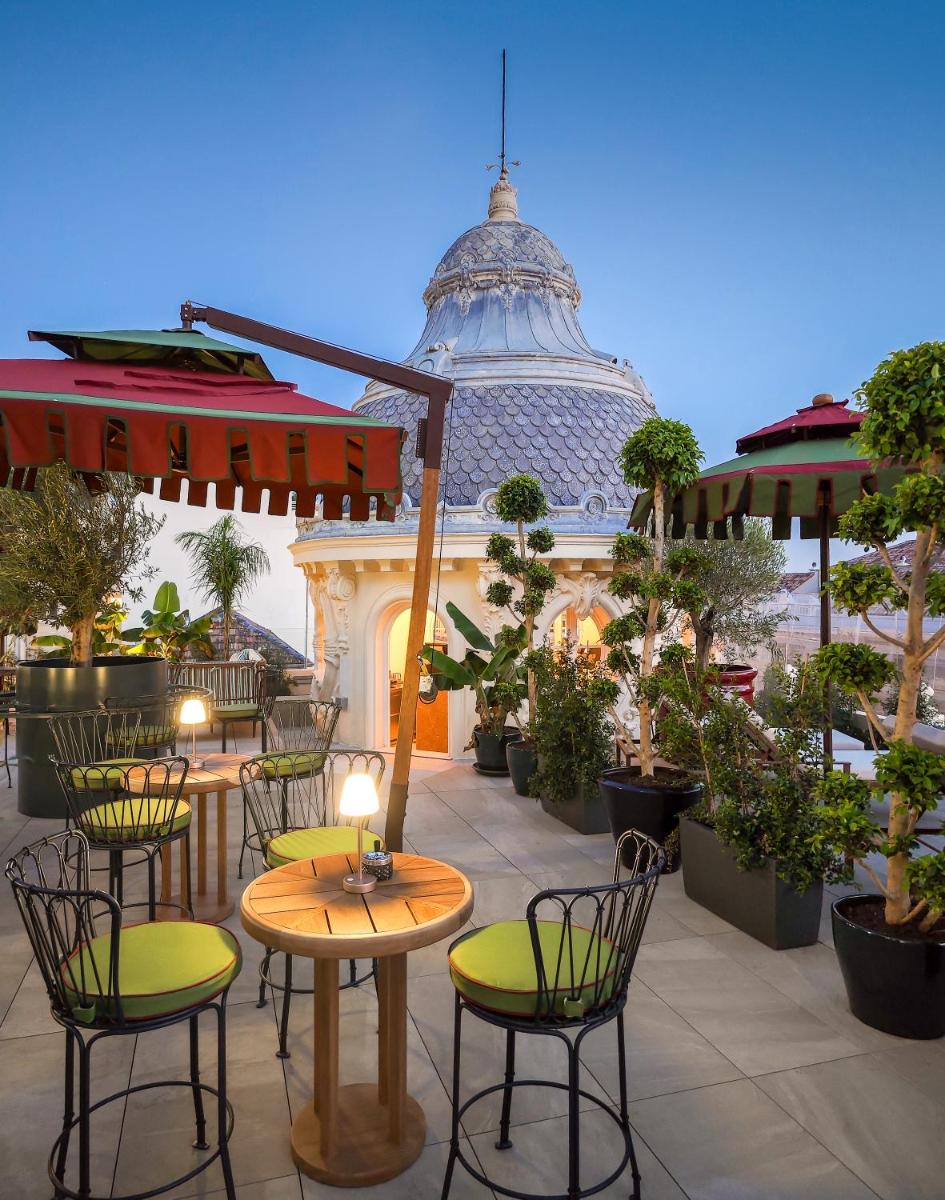 Un restaurante o sitio para comer en Palacio Gran Vía, a Royal Hideaway Hotel