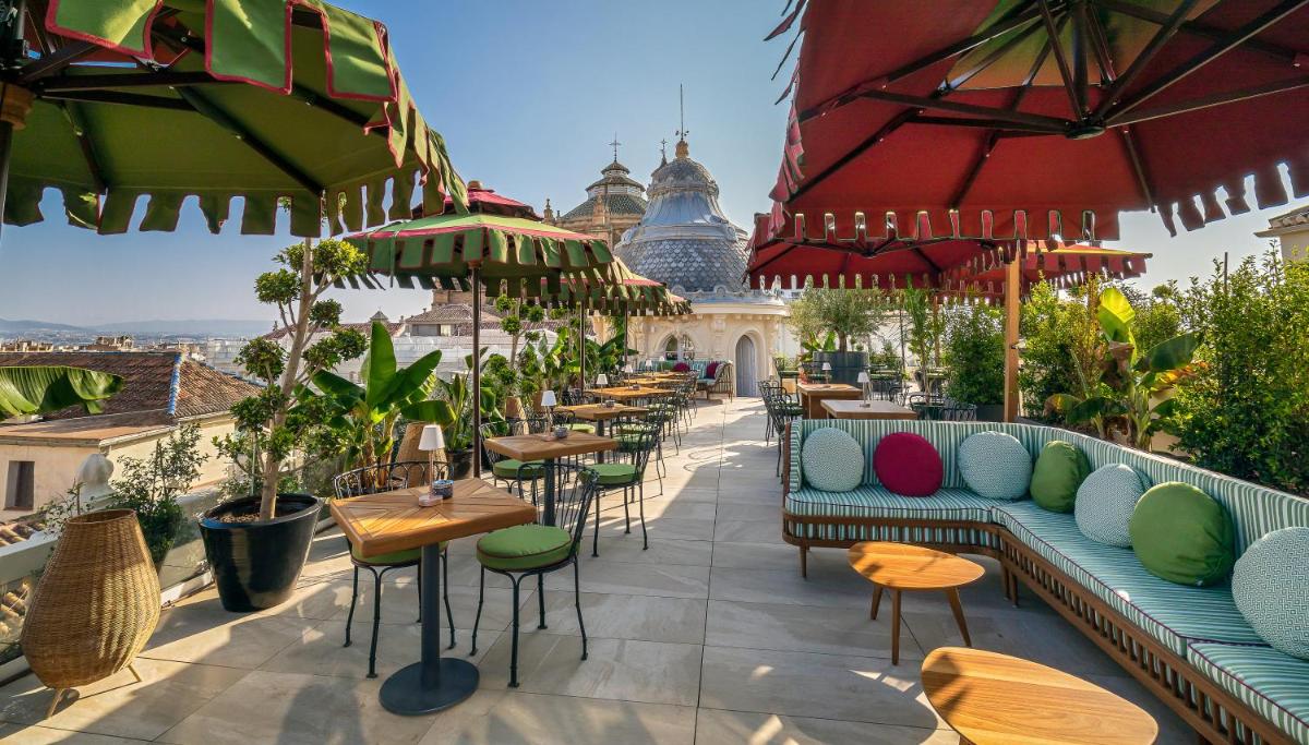 Un restaurante o sitio para comer en Palacio Gran Vía, a Royal Hideaway Hotel