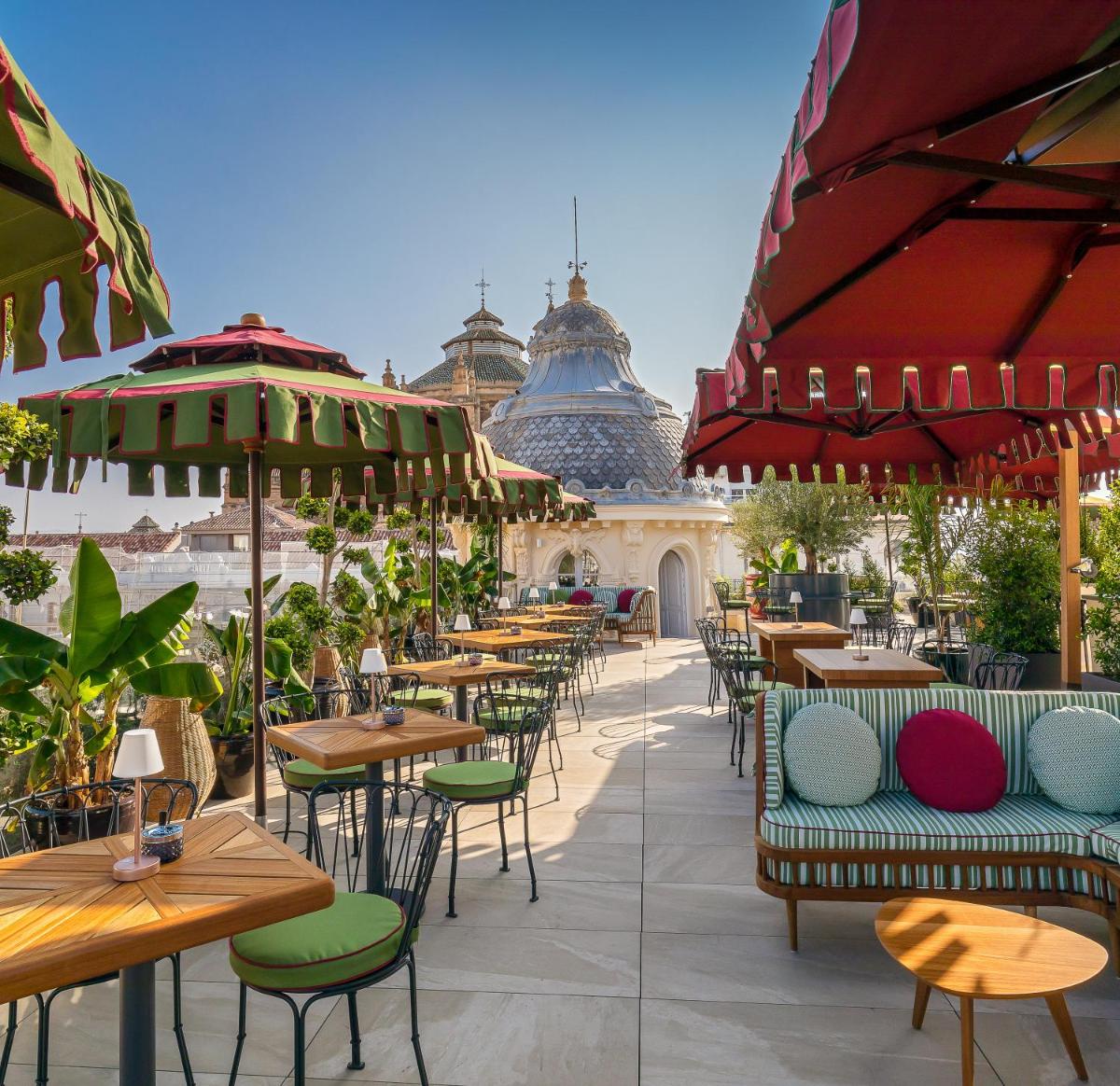 Un restaurante o sitio para comer en Palacio Gran Vía, a Royal Hideaway Hotel