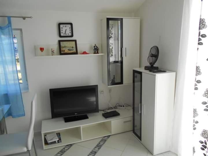 Karin Apartmani Hani - Housity