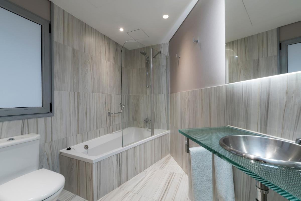 Un baño de Hotel Plaza