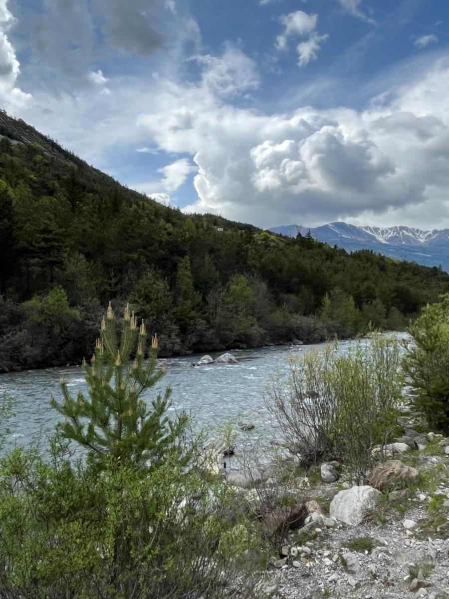 En pleine nature avec jardin - Housity