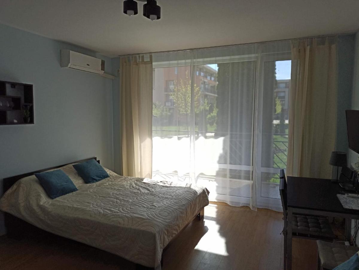 Destination Bulgaria 2000 Orchidea Private Summer Apartments - Housity