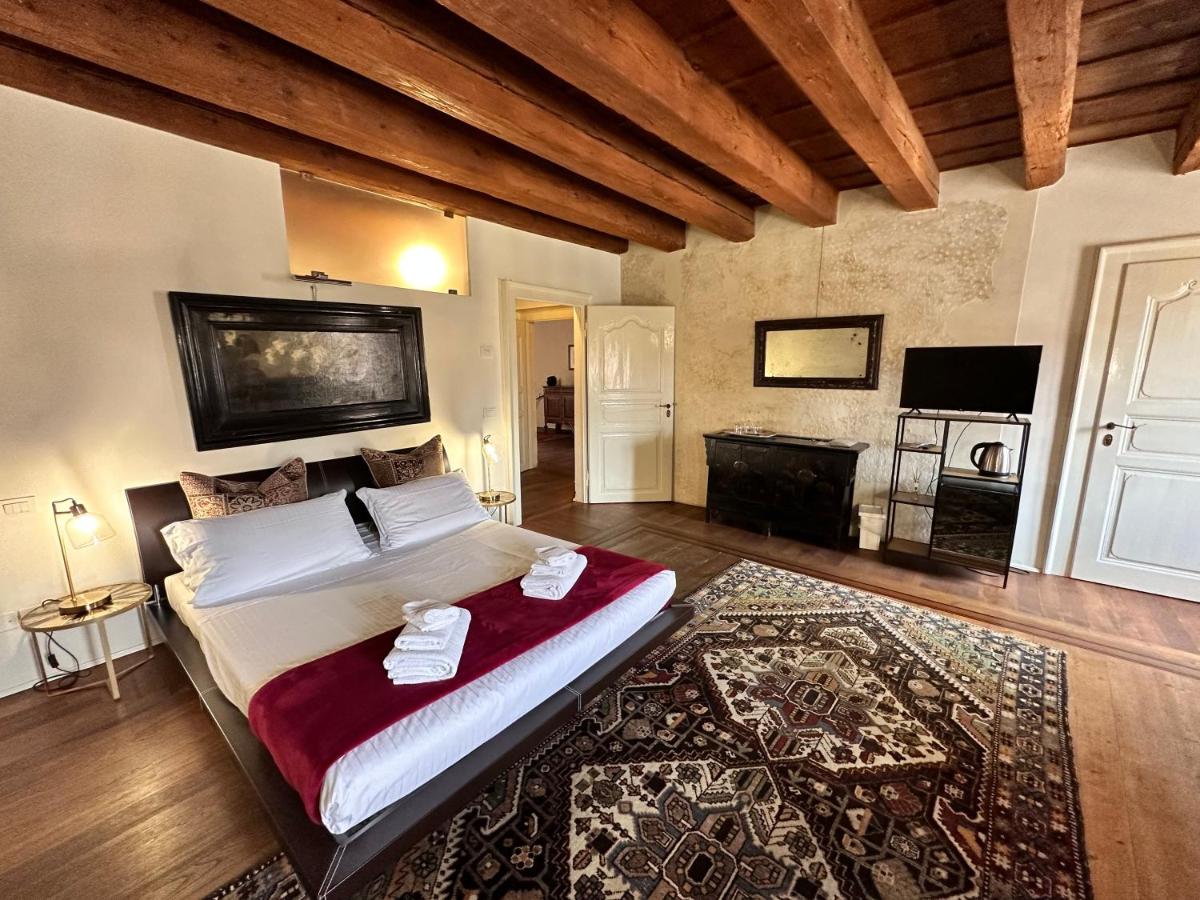 Truly Verona - Delle Erbe suites - Housity
