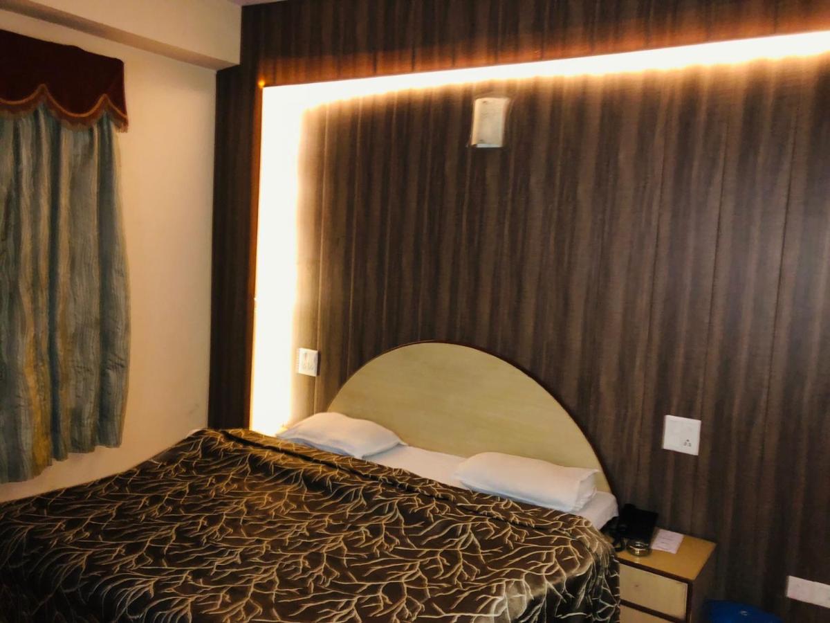 HOTEL YATRIKA - Housity
