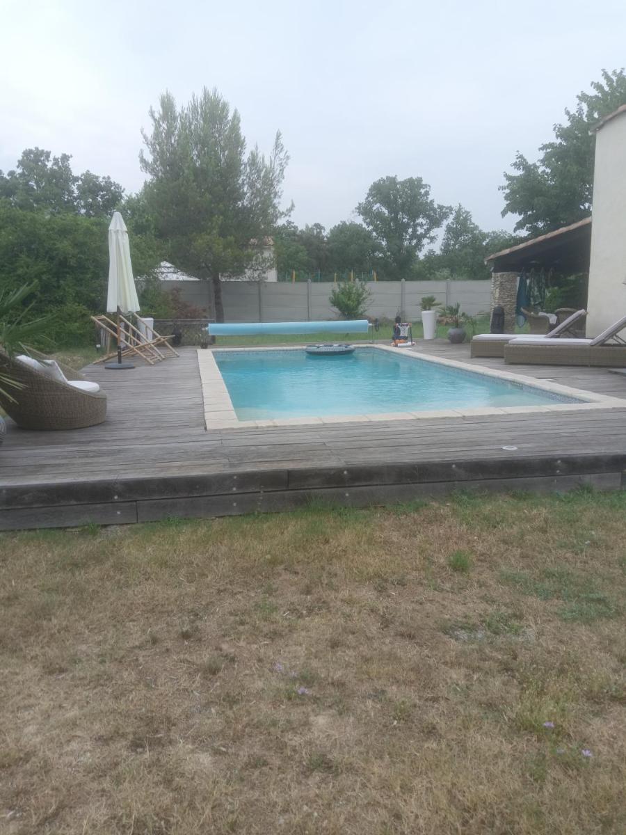 La Chouette Villa ,chambre de 20m2 totalement indépendante avec terrasse - Housity