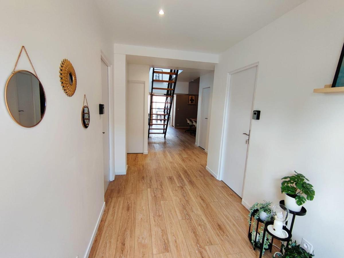 Chambre Iroise avec salle de bains privative dans une résidence avec salon et cuisine partagés - Housity