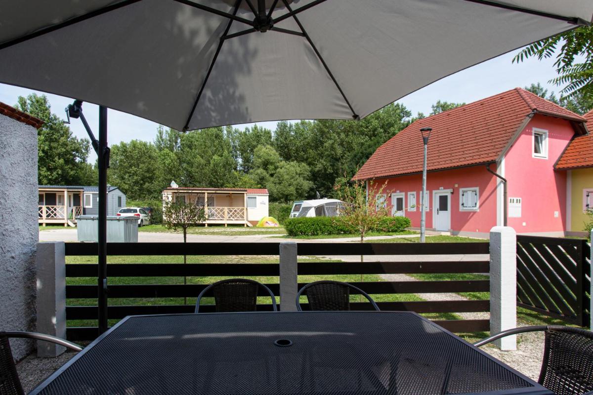 Holiday house in Terme Čatež - Housity