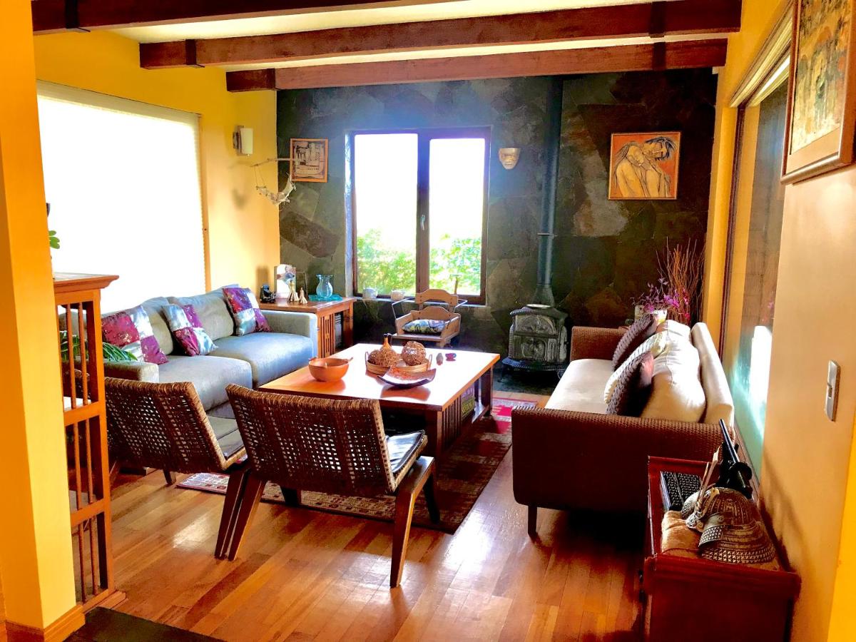 Casa Familiar con Vista al campo y al lago - Housity