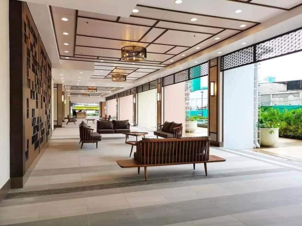Suitetrails - Affordable 2BR with Terrace Shan Place Infina Tower-QC