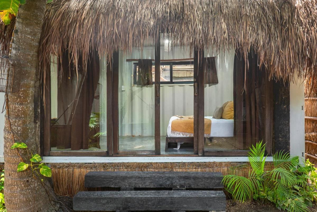 Suitetrails - Pal Mar Glamtainer Tulum