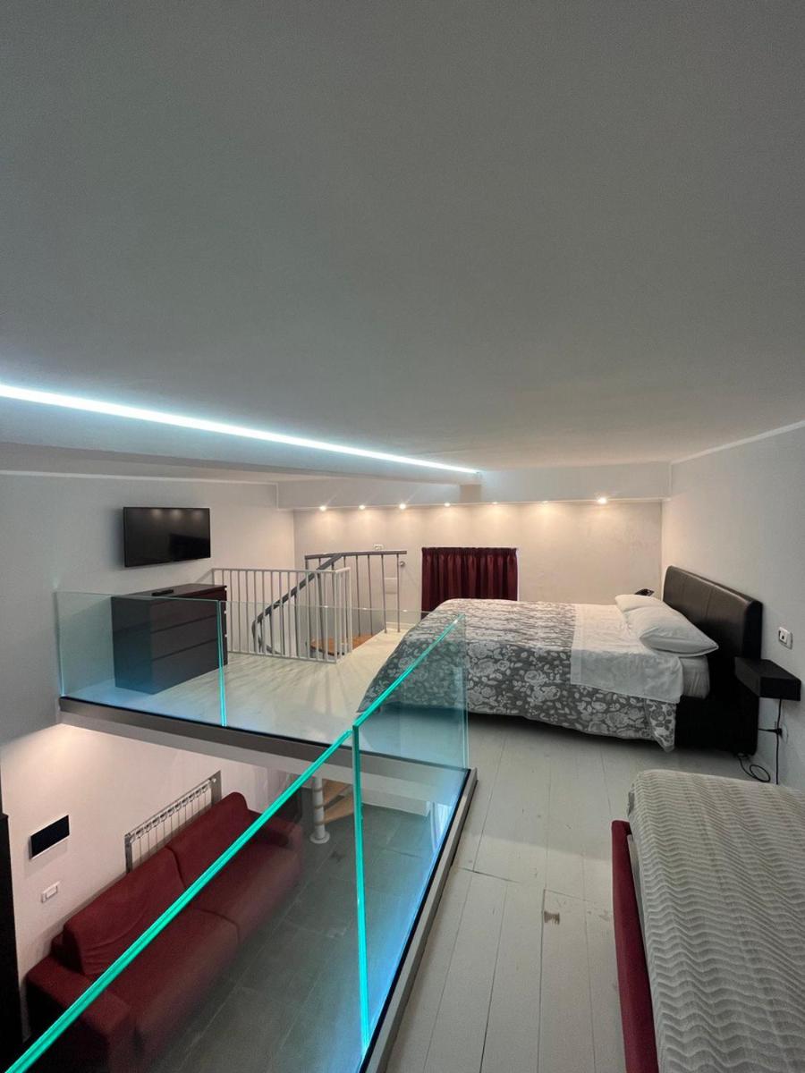 Holiday time - Housity
